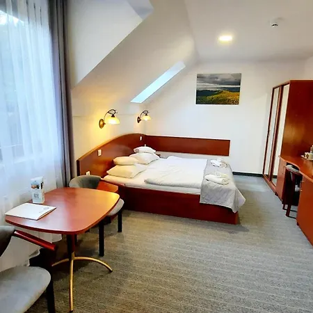 Hotel Malachit 3*